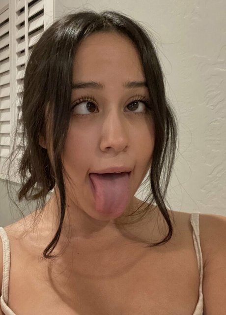 daniavegax model perfect pic