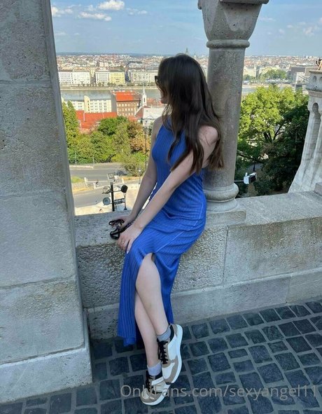 sofiaa2307 naked model picture