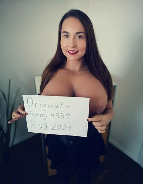 biggaminggirl nice model gallery