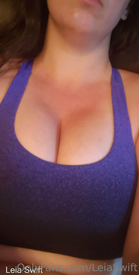 leiaswift adult actress picture