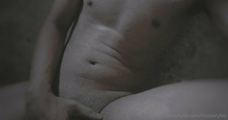 mysterylsti model adult pics