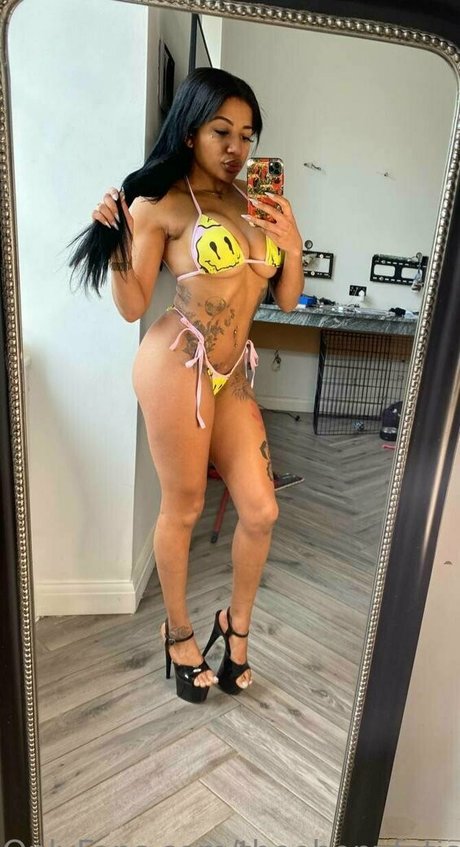 kikiluxxxe sexy actress images