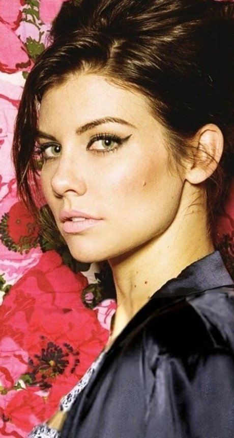 Lauren Cohan star best galleries