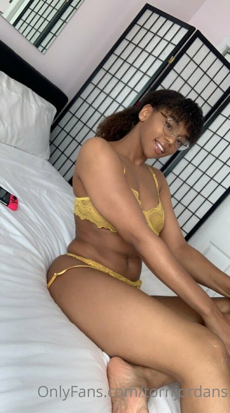 tornjordans pornstar nude pictures