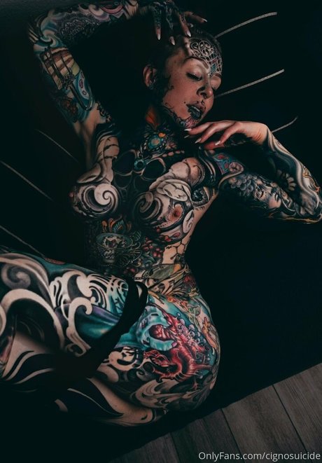 cignosuicide xxx actress img