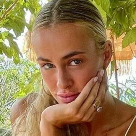 Meeryo7 star sexy gallery