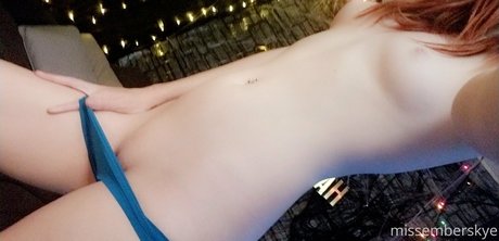missemberskye model naked pictures