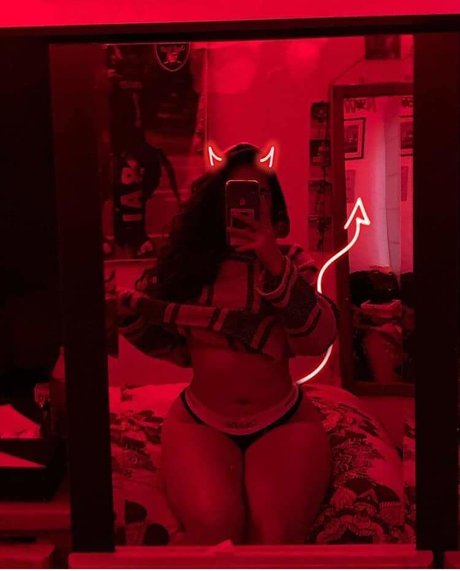 Bela Alvarado naked pornstar galleries