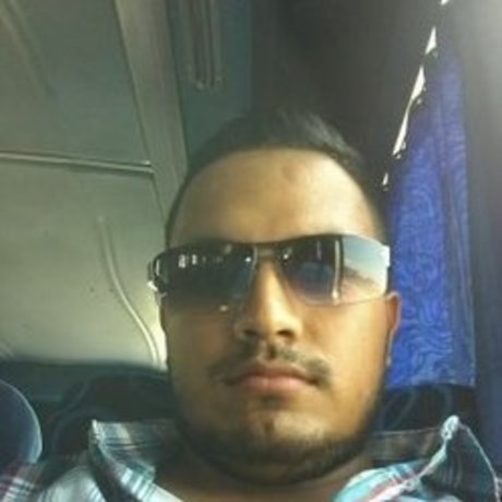 miguel alava naked model img