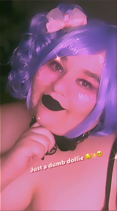 Mimi Dollie model nude photo