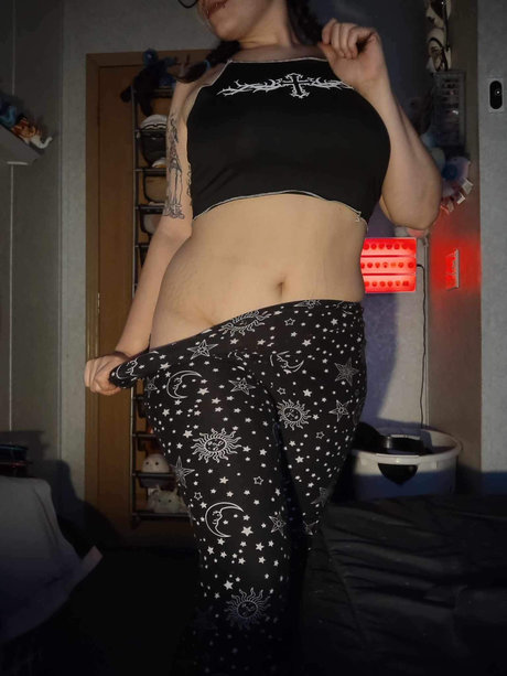 Mily May art pornstar photo