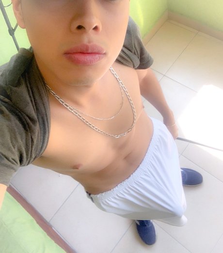 CHACALITO XL model adult galleries
