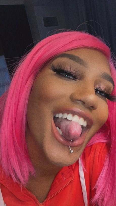 QueenButterCup star nudes archive