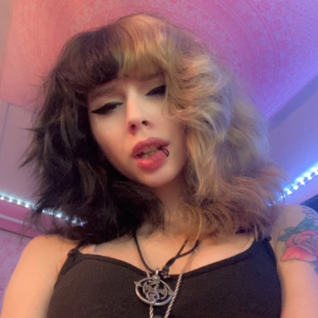 M NTY FRE H xxx pornstar archive