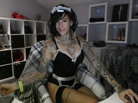 MLK nudes model gallery