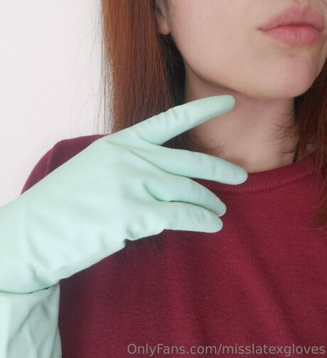 Miss Latex GLoves pornstar exclusive gallery
