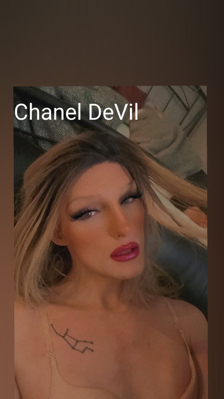 Cchanel DeVil top star pic
