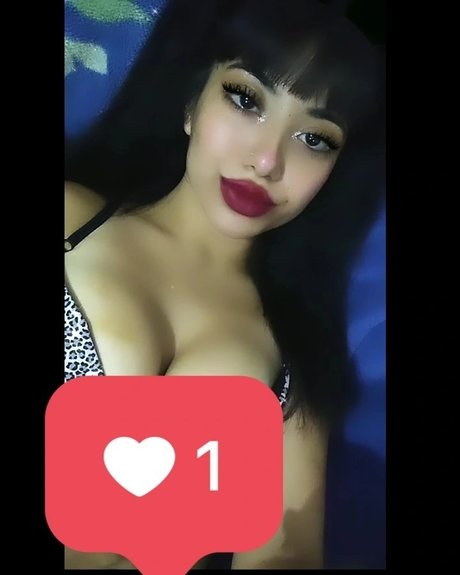Camila Acosta pretty actress pictures