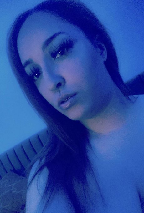 Queen Lexxi porn model image