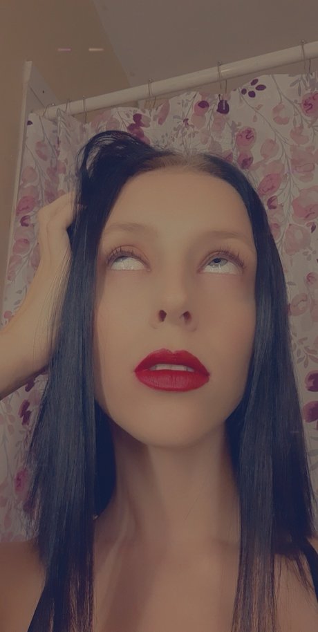 MojoChik01 sexy pornstar photo