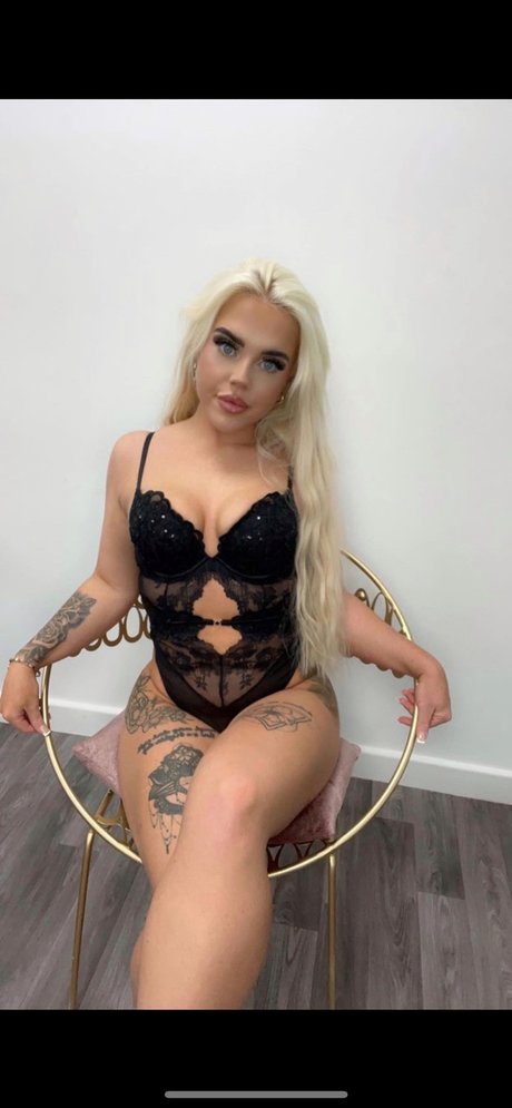 Morg Leigh pornstar exclusive picture