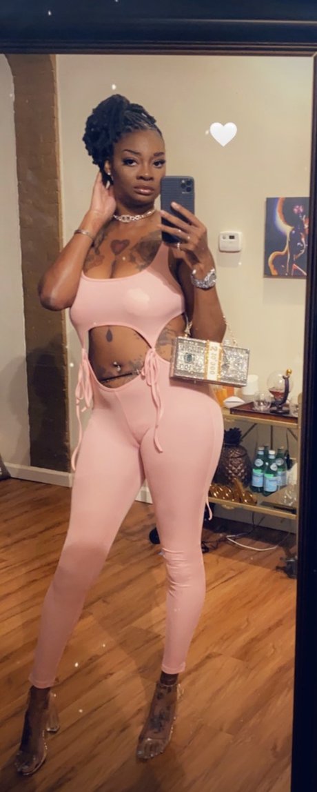 Renee Royal Free pornstar hot photo