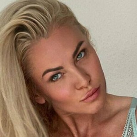 xmommynina star xxx galleries
