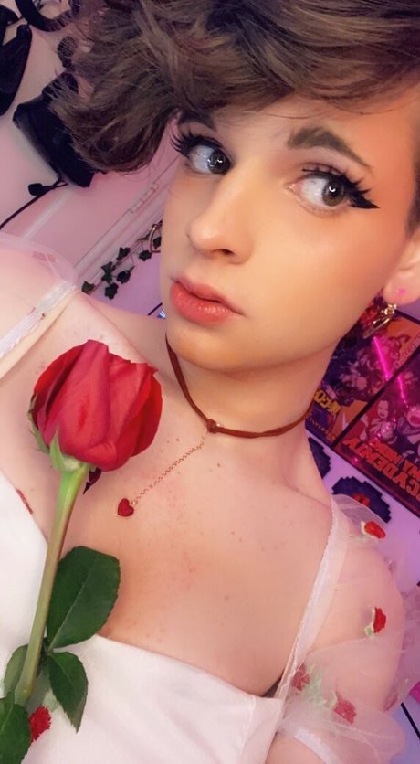 its peachybunnn star erotic pictures
