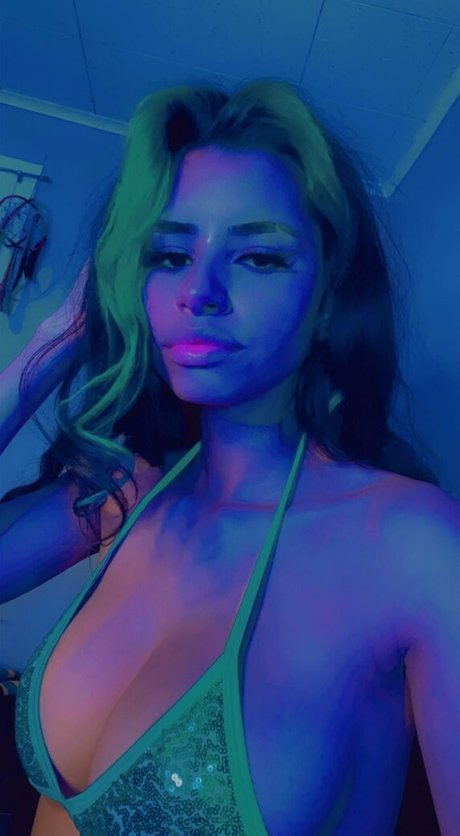 yazzifreaky free model gallery