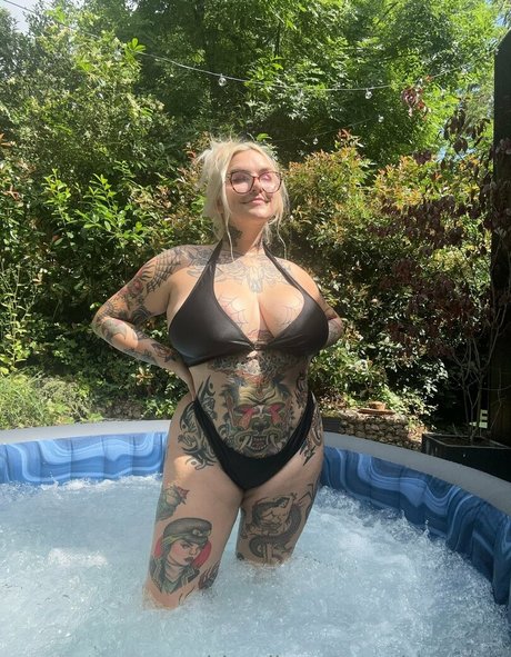 stupiderandhotter star pretty img