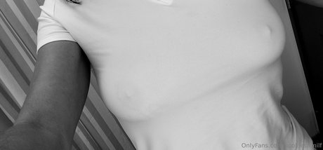 kookiesnmilf star exclusive img