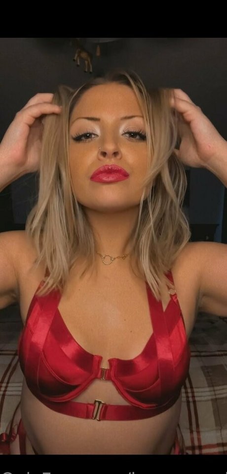 browneyedbabe14 naked star photo