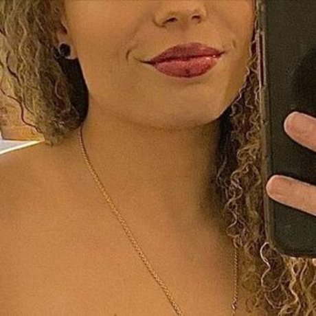 Pearly77 star xxx galleries