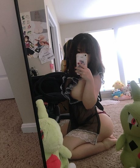 eunamiku adult model galleries