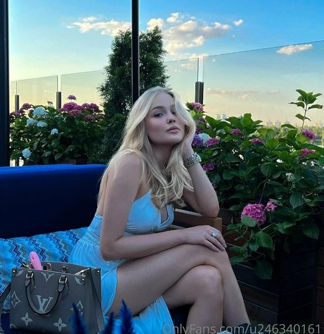 haileycherry nudes actress archive