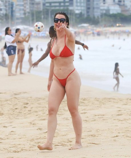 Fernanda Keulla star top picture