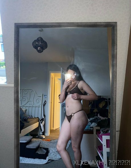 leahshorty model pretty galleries