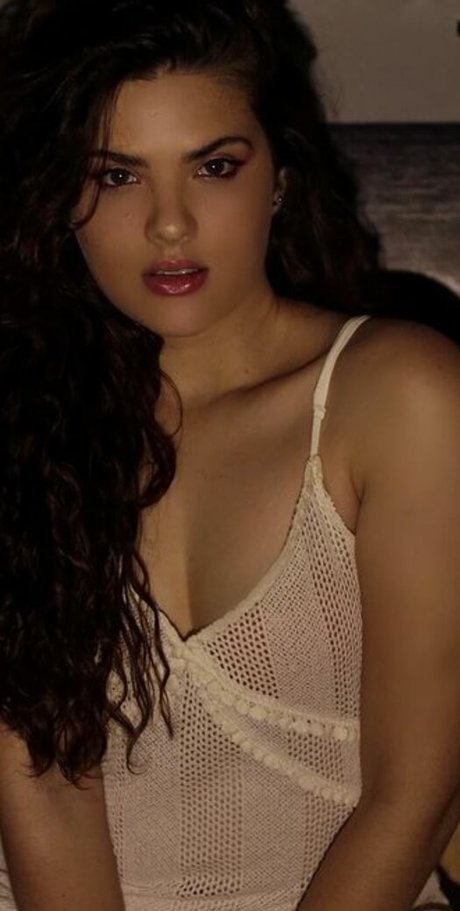 Livia Inhudes model high quality pic