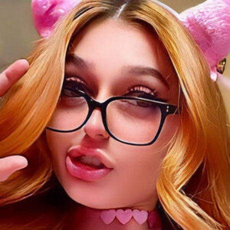 stewpidsenpai model exclusive pics