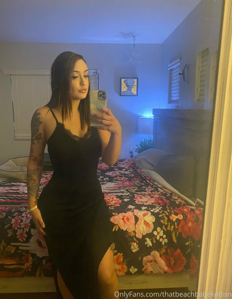 thatbeachbabekotton top profile image