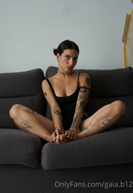 gaia b12 xxx actress photo