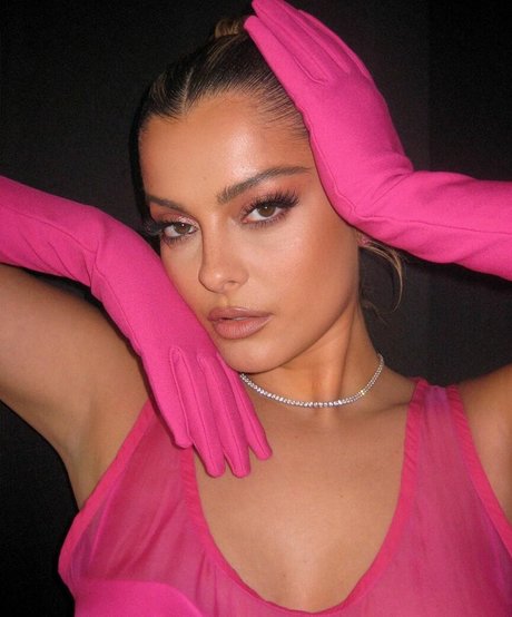 Bebe Rexha top star pictures