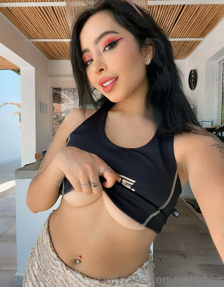 bellaniet porn star pic