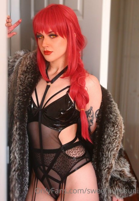 xo lilhuni xo pornstar naked archive