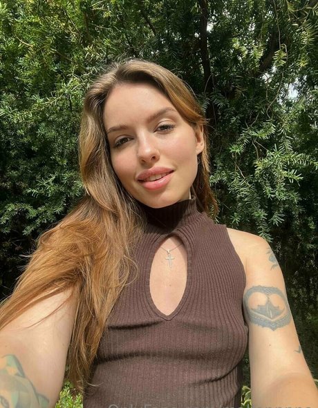 mallennnna profile image