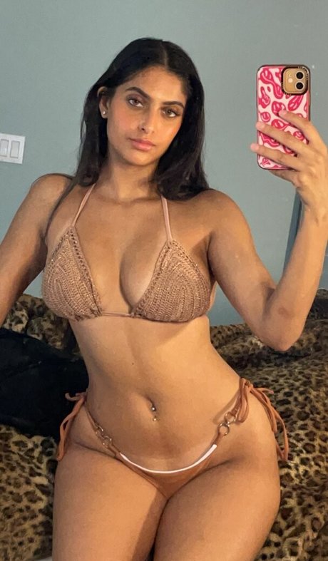 Happy Barot model porn pic