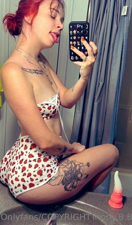 shemale outdoor onlyfans hot nude img