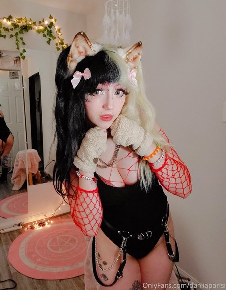 dahliaparisi erotic pornstar pic