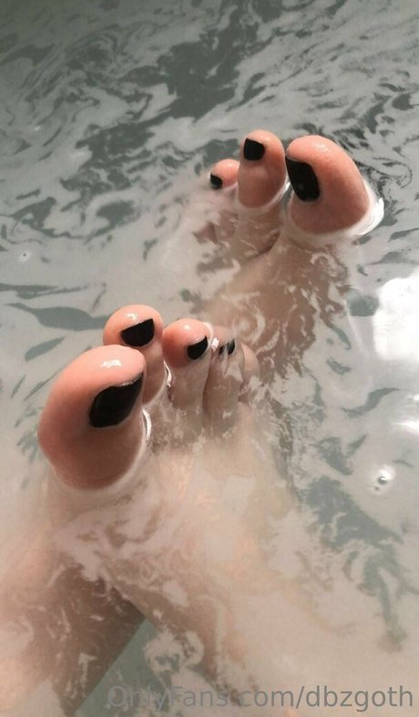 dbzgoth model naked image