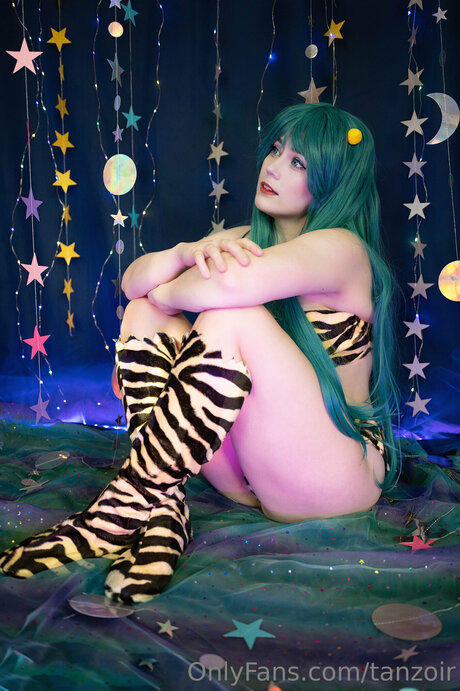 Ecchizoir naked star archive